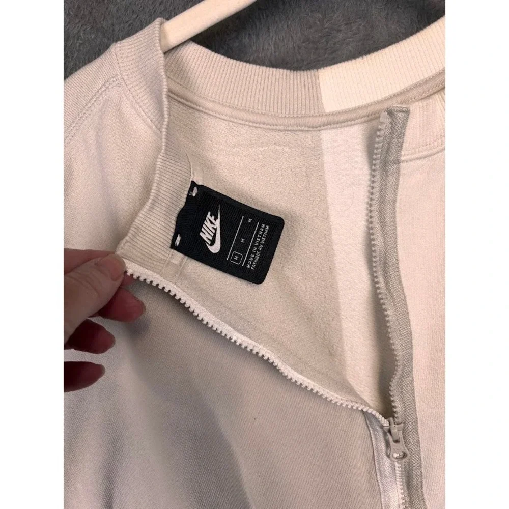 Nike Colorblock Swoosh Logo Zipper Front‎ Sweatshirt Cream Beige Size M